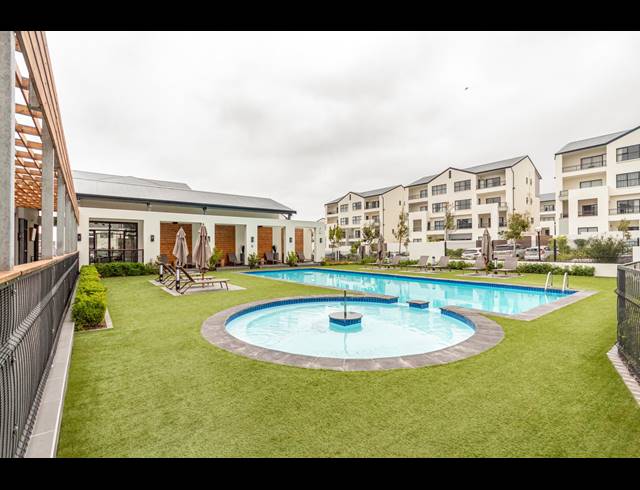 3 BEDROOM APARTMENT FOR SALE IN RICHWOOD